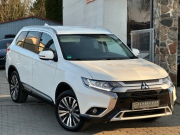 Mitsubishi Outlander III SUV Facelifting 2017 2.0 150KM 2019 MITSUBISHI OUTLANDER 2019*2.0 MIVEC 150 KM*DIAMANT *KAMERA*LED*AUTOMAT*ASO, zdjęcie 2