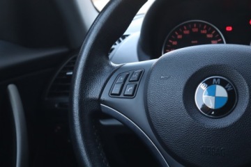 BMW Seria 1 E81/E87 2010 BMW 1 116i, Salon Polska, Klima, Klimatronic, zdjęcie 15