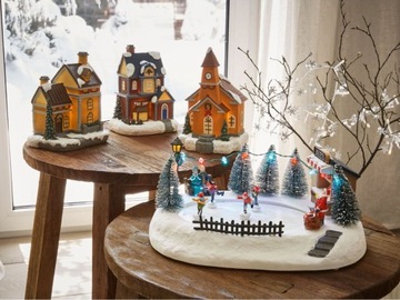 РОЖДЕСТВЕНСКОЕ УКРАШЕНИЕ ДВИЖУЩАЯСЯ ДЕРЕВНЯ СВЕТОДИОДНАЯ МУЗЫКАЛЬНАЯ ШКАТУЛКА С ТАЙМЕРОМ 8 МЕЛОДИЙ