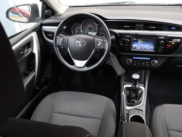 Toyota Corolla X Sedan Facelifting 1.6 Valvematic 132KM 2014 Toyota Corolla 1.6 Valvematic, Salon Polska, zdjęcie 6