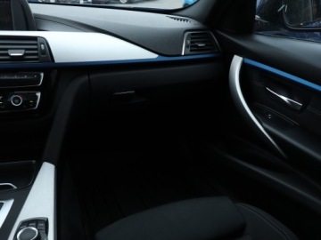 BMW Seria 3 G20-G21 Touring 2.0 320i 184KM 2019 BMW 3 320 i, Salon Polska, Automat, Klima, zdjęcie 7