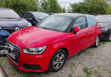 Audi A1 I Sportback 5d Facelifting 1.0 TFSI ultra 95KM 2016 Audi a1 2016r, 1.0 TFSI. Uszkodzone boki. Jezdzi. Benzyna 95KM