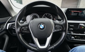 BMW Seria 5 G30-G31 Touring 520d 190KM 2020 BMW Seria 5 2,0D 190 KM X-DRIVE Full Led Nawigacja SPORT-LINE 2.0 Diesel, zdjęcie 33