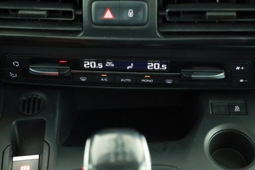 Citroen Berlingo III Osobowy M 1.2 PureTech 110KM 2019 Citroen Berlingo 1.2 PureTech, Salon Polska, zdjęcie 9