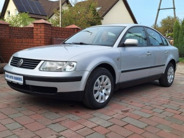 Volkswagen Passat B5 Sedan 1.8 20V 125KM 1998 Volkswagen Passat 62 Tyś kilometrów auto jak
