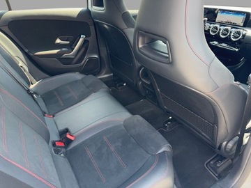 Mercedes Klasa A W177/V177 Hatchback Facelifting 1.3 180 136KM 2022 Mercedes-Benz A 180, zdjęcie 18