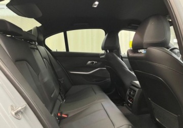 BMW Seria 3 G20-G21 Limuzyna 2.0 320d 190KM 2023 BMW Seria 3 320d xDrive M Pakiet, Gwarancja fabryczna, Faktura VAT 23 2.0, zdjęcie 32