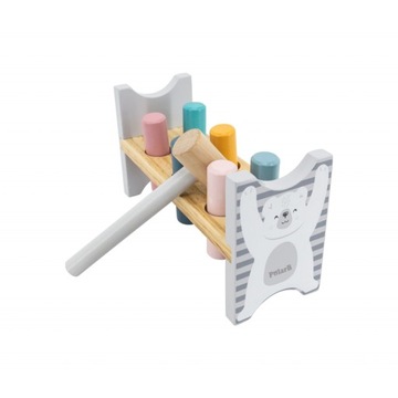 ДЕРЕВЯННАЯ СКАМЬЯ ПЕРЕГОВОРЯЮЩАЯ ЛЕЗВИЕ С МОЛОТОКОМ