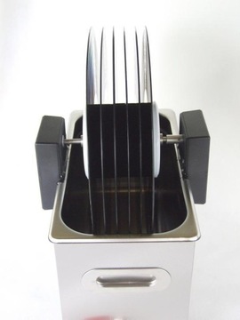 Ультразвуковой очиститель виниловых пластинок.