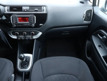 Kia Rio III Sedan Facelifting 1.2 DOHC CVVT 84KM 2016 Kia Rio 1.25 CVVT, Salon Polska, Serwis ASO, GAZ, zdjęcie 7
