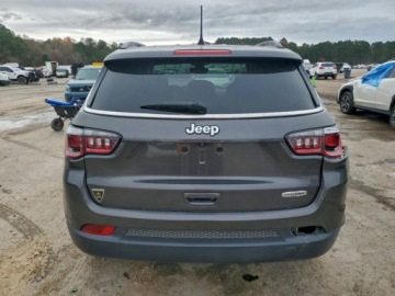 Jeep Compass II 2018 Jeep Compass 2018r., Latitude, 2.4L, od ubezpieczalni 2.4 Benzyna 182KM, zdjęcie 5
