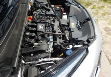 Toyota C-HR II SUV 1.8 Hybrid 140KM 2024 Toyota C-HR Okazja 1.8 Hybryda 140KM, zdjęcie 3