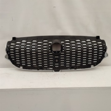 ATRAPA GRILL JAGUAR I PACE PO 2018 J9D3-17820-A