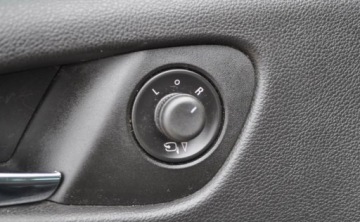 Opel Zafira C Tourer 1.4 Turbo ECOTEC 140KM 2016 Opel Zafira 7 osobowy 1.4 Turbo Benzyna Nawigacja Tempomat Cz. parkowania, zdjęcie 23