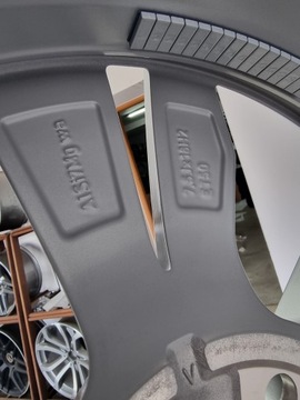 Диски VW iD.3 ОРИГИНАЛЬНЫЕ 18-ДЮЙМОВЫЕ GOODYEAR SEAL 2021 ЗИМА