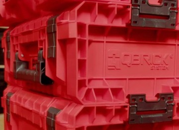 Чехол QBRICK PRO Technician Красный Ultra HD