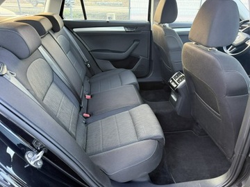 Skoda Superb III Kombi Facelifting 2.0 TDI SCR 150KM 2019 Škoda Superb Skoda Superb 2.0 TDI 150KM 2019, zdjęcie 13