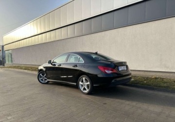 Mercedes CLA C117 Coupe 1.6 180 122KM 2014 Mercedes-Benz CLA Mercedes-Benz CLA 180 Urban 1.6 Benzyna 122KM, zdjęcie 3