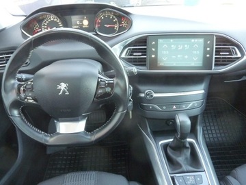 Peugeot 308 II SW Facelifting 1.2 PureTech 130KM 2018 Peugeot 308 ALLURE*Benzyna131, zdjęcie 19