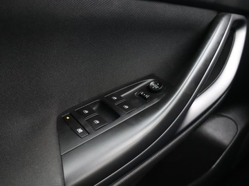 Opel Astra J GTC 1.6 CDTI Ecotec 110KM 2015 Opel Astra 1.6 CDTI, Navi, Klima, Tempomat, zdjęcie 17