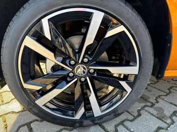 Skoda Kamiq Crossover Facelifting 1.5 TSI 150KM 2025 SKODA Kamiq Monte Carlo 1.5 TSI DSG Suv 150KM 2025, zdjęcie 16