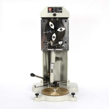 Ручной гравировальный станок по металлу.