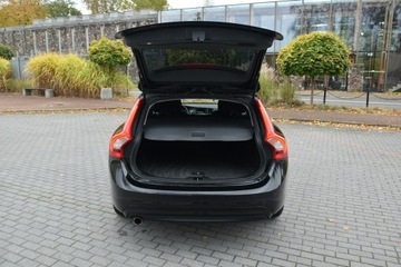 Volvo V60 I Kombi Facelifting 2.0 D2 DRIVE-E 120KM 2015 Volvo V60 2.0d 120KM Manual 2015r. LED NAVi TEMPOM, zdjęcie 28