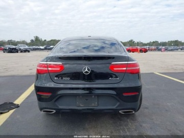 Mercedes GLC C253 2018 Mercedes-Benz GLC 2018r., 4x4, 2.0L 2.0 Benzyna 241KM, zdjęcie 7