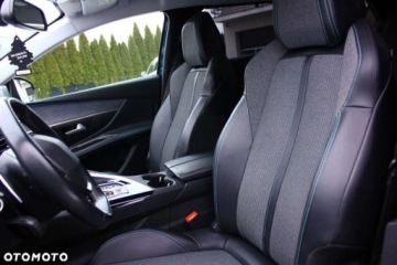 Peugeot 5008 II Crossover Facelifting 1.5 BlueHDi 130KM 2022 Peugeot 5008 Peugeot 5008 1.5 BlueHDi Allure SampS EAT8 1.5 Diesel 130KM, zdjęcie 24