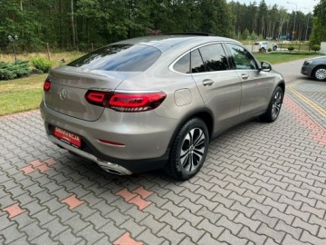 Mercedes GLC C253 Coupe Facelifting 2.0 200d 163KM 2020 Mercedes GLC 200 d Coupe Skóry CarPlay Hak FV23%, zdjęcie 8