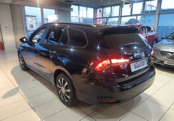 Fiat Tipo II Station Wagon 1.6 E-Torq 110KM 2018 Fiat Tipo 1.6 Benzyna 110KM, zdjęcie 5