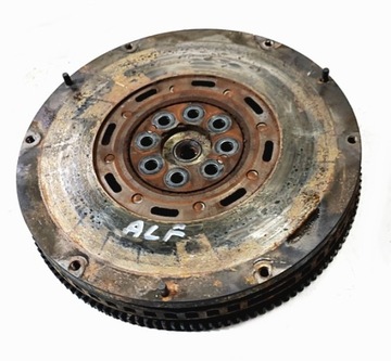 KOLO DVOUHMOTNÉ AUDI 2.4 2.8 V6 A4 B5 A6 C5 A8 D2