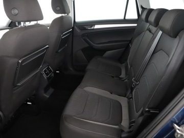 Skoda Kodiaq I SUV Facelifting 2.0 TDI SCR 150KM 2023 Skoda Kodiaq Ambition ! Czujniki Parkowania ! Temp, zdjęcie 7