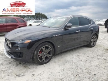 Maserati Levante 2018 Maserati Levante Levante luxury 3.0 Benzyna 345KM