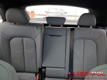Audi Q3 II 2021 Audi Q3 _PREMIUM PLUS 45 TFSI_S Line_Quattro_2021r 2.0 Benzyna 228KM, zdjęcie 9