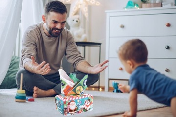 SORTER SENSORYCZNE PUDEŁKO Z CHUSTECZKAMI PLUSZOWE MONTESSORI ŚWIĄTECZNE