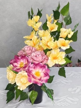 Букет-букет, украшение могилы, кладбище, ваза