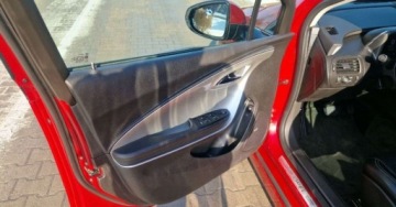 Opel Ampera 2011 Opel Ampera Opel Ampera 1.4 Hybryda Plug-in 151KM, zdjęcie 9