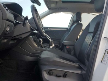 Volkswagen Tiguan II 2023 Volkswagen Tiguan SE 2023 2.0l 2.0 Benzyna 184KM, zdjęcie 7