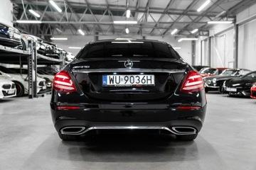 Mercedes Klasa E W213 Limuzyna 2.0 220d 194KM 2018 Mercedes E 220 4Matic. Bezwypadkowy. Salon PL. AMG, zdjęcie 9