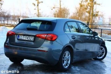 Mercedes Klasa A W177/V177 Hatchback 1.3 160 109KM 2020 Mercedes-Benz Klasa A Mercedes-Benz Klasa A 160 Style 1.3 Benzyna 109KM, zdjęcie 9