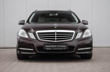 Mercedes Klasa E W212 Kombi 200 CGI BlueEFFICIENCY 184KM 2010 Mercedes-Benz Klasa E 1.8 Benzyna 184KM, zdjęcie 2