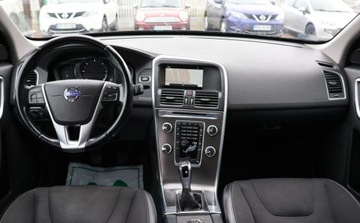 Volvo XC60 I SUV Facelifting 2.0 D4 DRIVE-E 181KM 2014 Volvo XC 60 El. Klapa. Multifunkcja, El. Szyby, Czujniki cofania, Polski S, zdjęcie 4