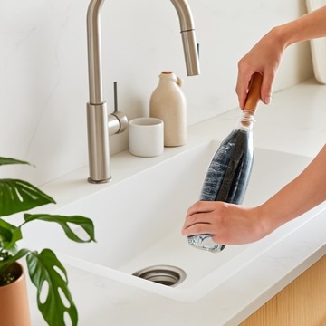 SZCZOTKA DO CZYSZCZENIA BUTELEK SATURATORA WODY WYCIOR DO MYCIA CZARNY