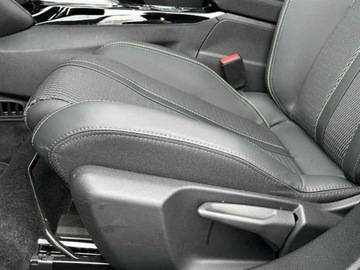 Peugeot 2008 II 2025 Od ręki - GT e-DCS 1.2 mHEV 145KM / Pakiet Advanced Grip Control, zdjęcie 3