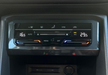 Volkswagen Tiguan II SUV 1.5 TSI EVO 150KM 2020 Volkswagen Tiguan Life, ACC, 3 strefowa klimatyzacja, Bezwypadkowy, Salon, zdjęcie 24