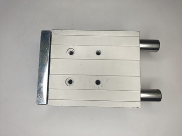 Плоский привод с направляющей FESTO DFM-32-80-P-A-GF 170859 G1/8 ход 80 мм
