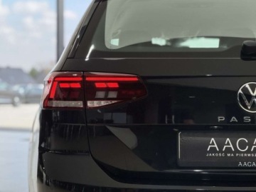 Volkswagen Passat B8 Variant Facelifting 2.0 TDI SCR 150KM 2023 Volkswagen Passat Business ACC LED Hak CarPlayAndroid Auto Podgrzewan, zdjęcie 37