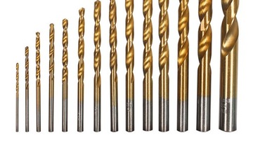 Набор из 50 сверл с прямым хвостовиком из стали с титановым покрытием.