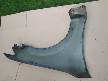 MITSUBISHI PAJERO 08 BLATNÍK PŘEDNÍ LEVÝ